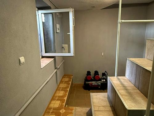 комерційна за адресою Петра Панча вул., 13