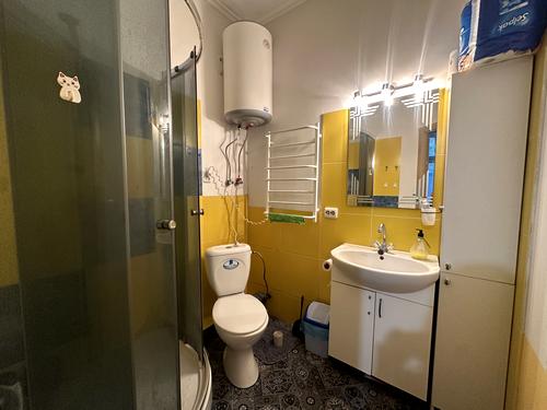 квартира за адресою Кості Левицького вул., 27