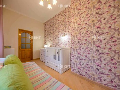 квартира за адресою Ярослава Мудрого вул. (Петровського), 33