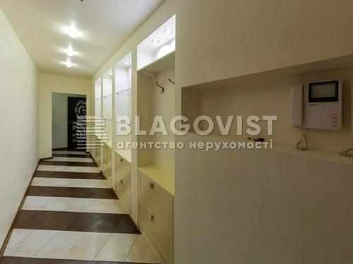 квартира по адресу Урловская ул., 19