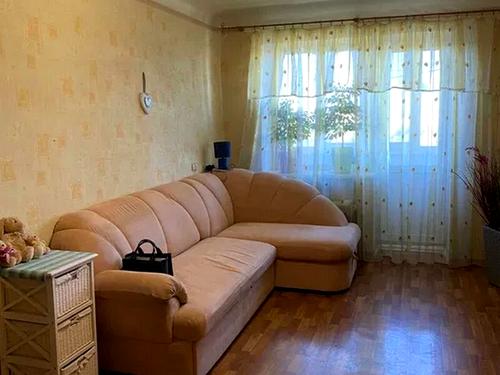 квартира за адресою Гімназійна набережна вул. (Червоношкільна набережна), 12