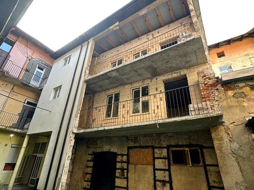 комерційна за адресою Лесі Українки вул., 7
