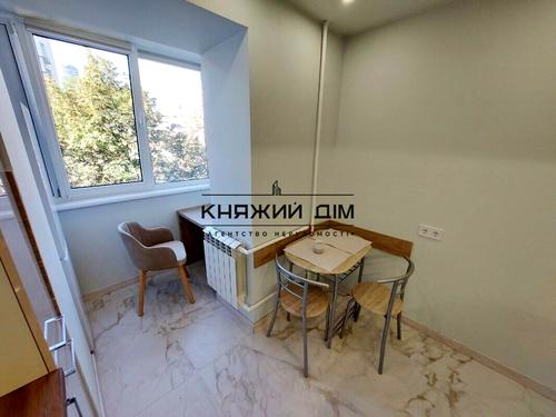 квартира по адресу Бутышев пер. (Андрея Иванова ул.), 17