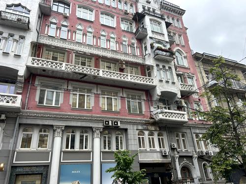 квартира за адресою Заньковецької вул., 6