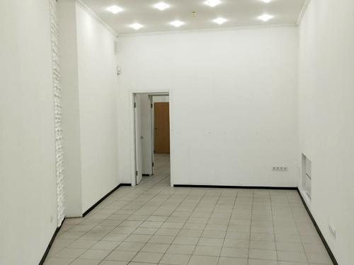 комерційна за адресою Алчевських вул. (Артема), 3
