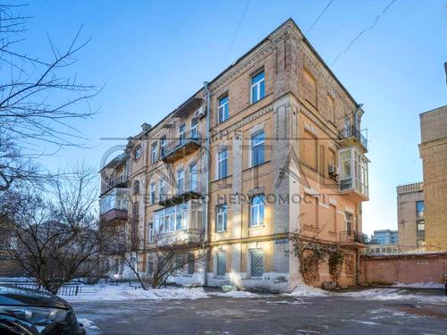 комерційна за адресою Липська вул., 9-А