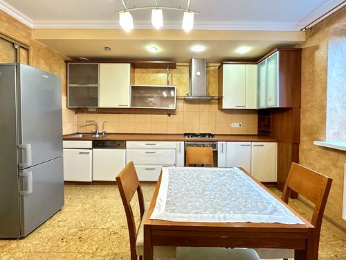 квартира за адресою Петра Калнишевського вул., 12
