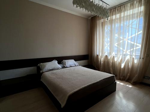 квартира за адресою Курортна вул. (Бутоми), 7