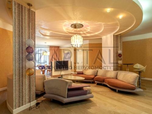 квартира за адресою Шота Руставелі вул., 44
