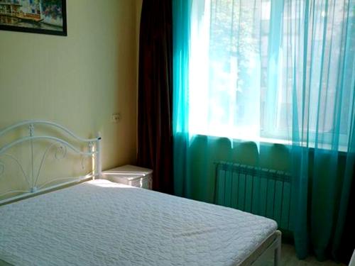 квартира по адресу Александровская ул., 1