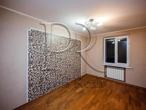 квартира за адресою Дніпровська набережна вул., 13