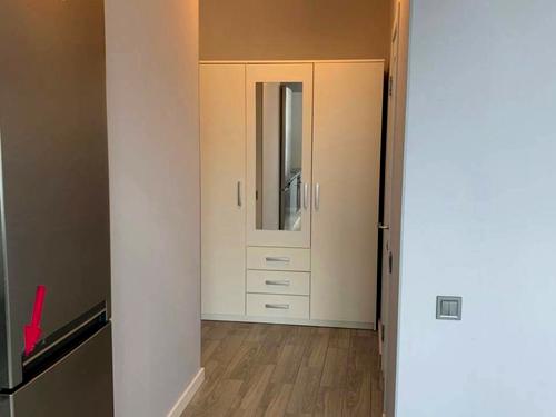 квартира за адресою Салютна вул., 2к4