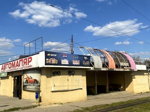 комерційна за адресою Максима Рильського вул., 30