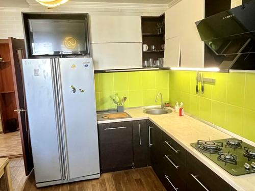 квартира за адресою Академіка Сахарова вул., 36