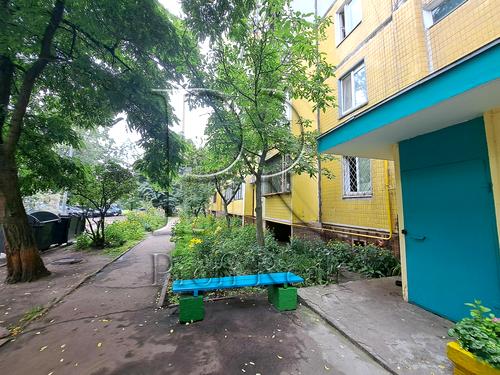 квартира по адресу Драйзера Теодора вулиця, 11А