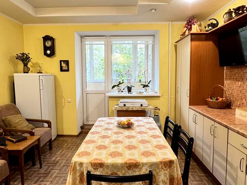 квартира за адресою Степана Рудницького вул. (Академіка Вільямса), 15