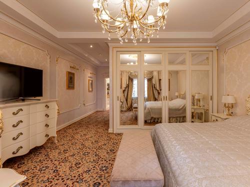 квартира за адресою Старонаводницька вул., 13