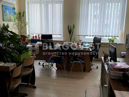 квартира за адресою Срібнокільська вул., 3-Б