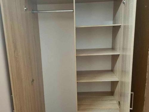 квартира за адресою Салютна вул., 27-А