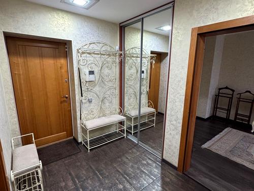 квартира за адресою Микільсько-Слобідська вул., 4-Д