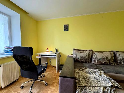квартира за адресою Івасюка вул., 21