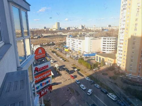 квартира по адресу Драгоманова ул., 2