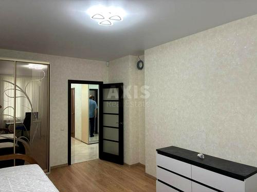 квартира за адресою Регенераторна вул., 4 к8