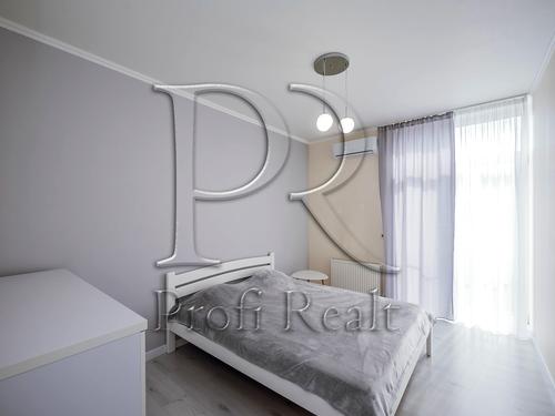 квартира за адресою Регенераторна вул., 4 к1-7