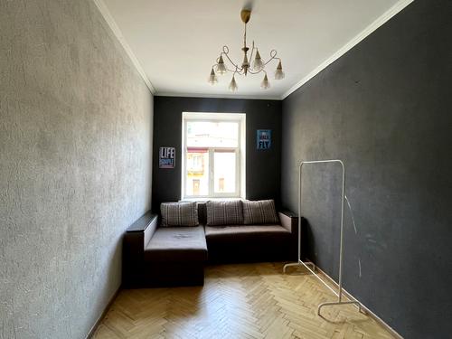 квартира за адресою Джерельна вул., 34