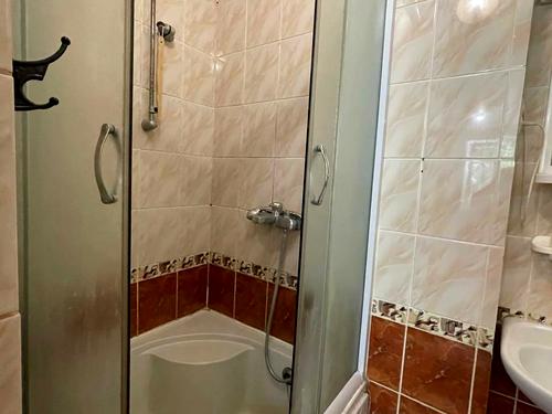 квартира за адресою Радостная, 7