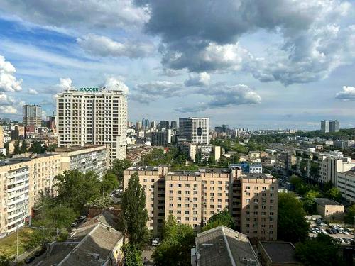 квартира за адресою Жилянська вул., 59
