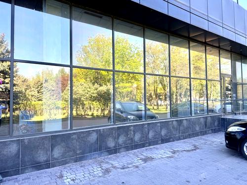 комерційна за адресою Віталія Матусевича вул. (XXII Партз'їзду), 2