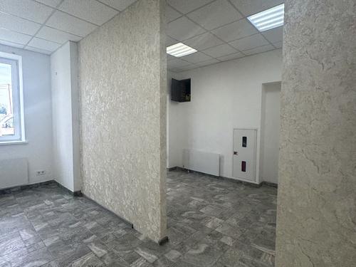 комерційна за адресою Машинобудівників вул., 31