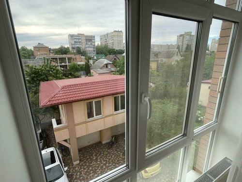 квартира за адресою Патріотів вул., 5