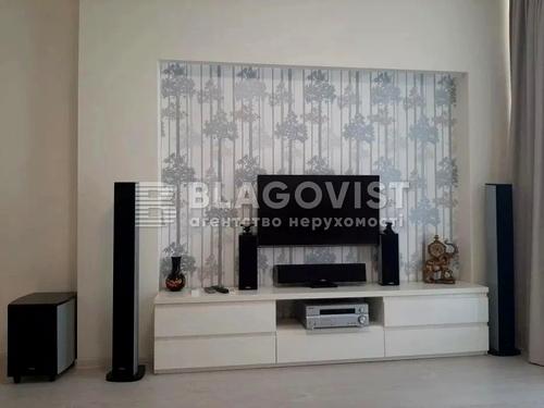 квартира за адресою Регенераторна вул., 4 к11