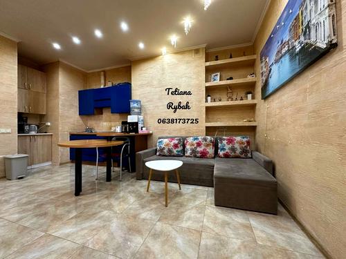 квартира за адресою Середньофонтанська вул., 19г