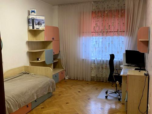 квартира по адресу Левка Лукʼяненка ул. (Василия Жуковского), 21-А