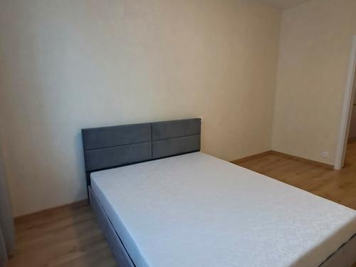 квартира за адресою Краснова вул., 1-В