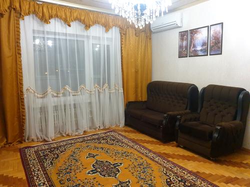 квартира за адресою Дніпровська набережна вул., 7