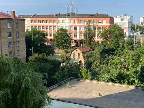 квартира по адресу Науки просп., 27