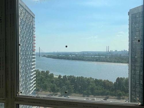 квартира за адресою Причальна вул., 14