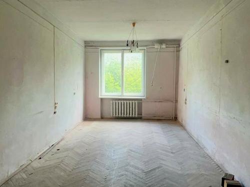 комерційна за адресою Заводська вул., 10
