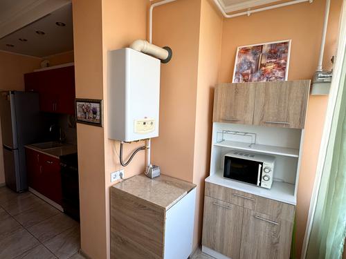 квартира за адресою Братська вул., 12