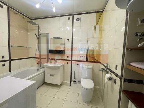 квартира за адресою Бориса Гмирі вул., 8-Б
