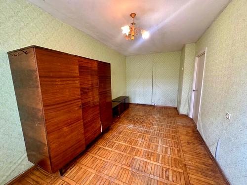 квартира за адресою Космонавтів просп., 78