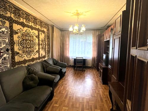 квартира за адресою Космонавтів вул., 24