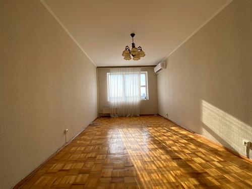 квартира за адресою Симиренка вул., 12-В