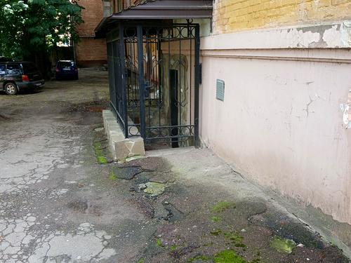 комерційна за адресою проспект Перемоги, 82