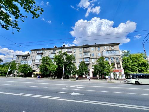 квартира за адресою Будівельників вул., 28/15