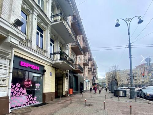 комерційна за адресою Велика Васильківська вул. (Червоноармійська), 21